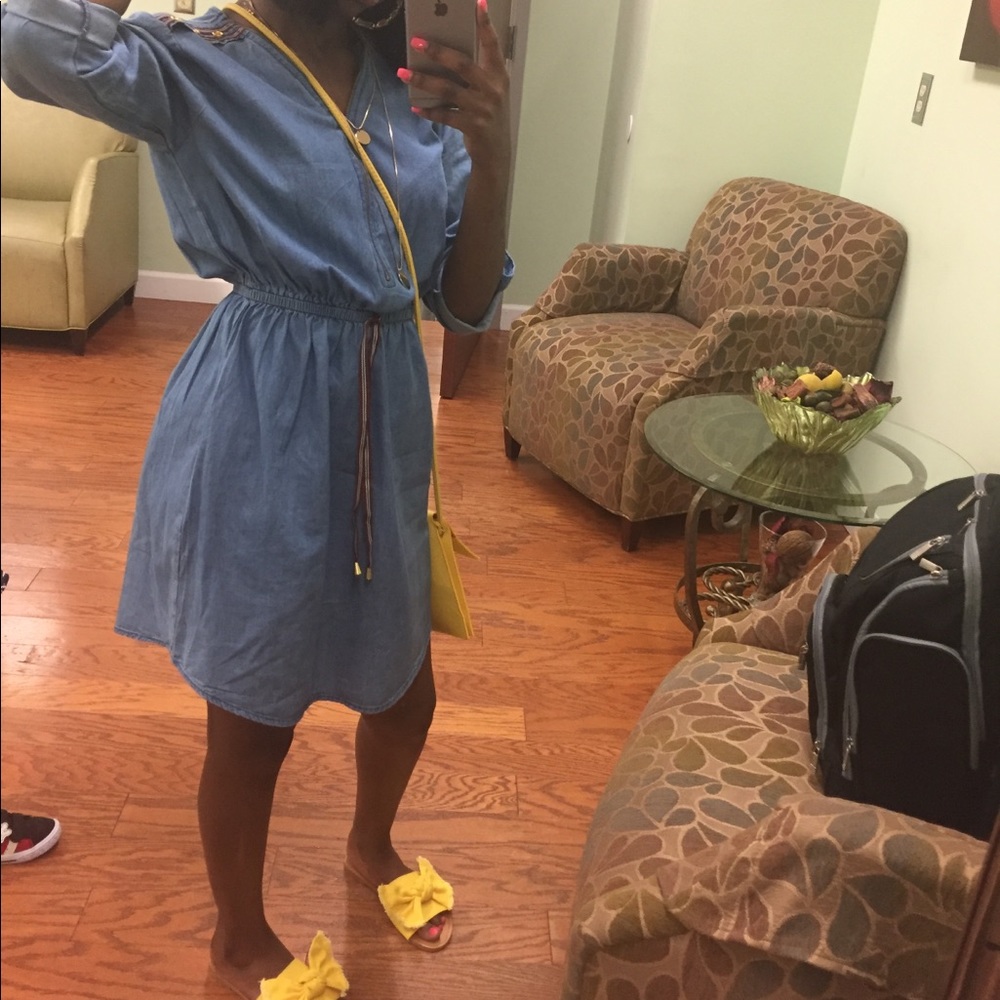 Denim Girl. - Picture 3 of 3